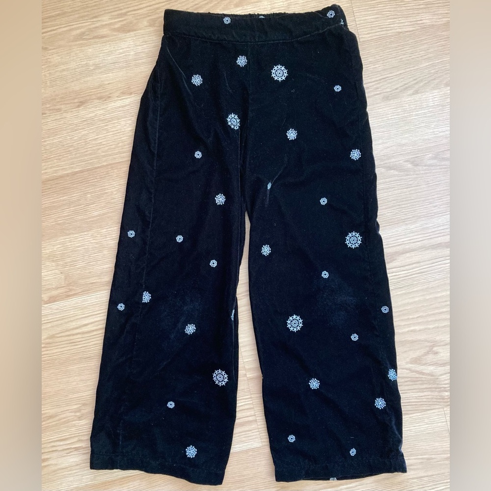 Zara Girls Velvet Pants with Snowflake Shimmer Appliqué 8 - Picture 2 of 7